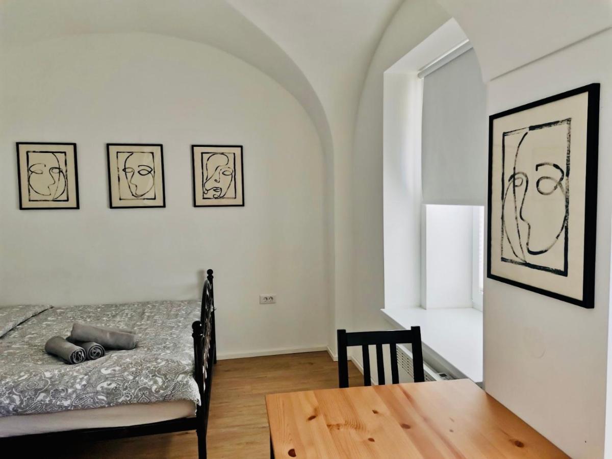 150 Steps To The Main Square Apartment Ljubljana Exterior photo